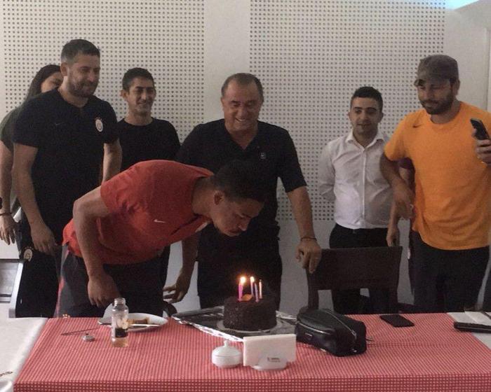 Galatasaray salonda çalıştı, güç depoladı