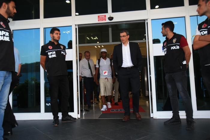 İşte Andre Ayewden ilk fotoğraflar