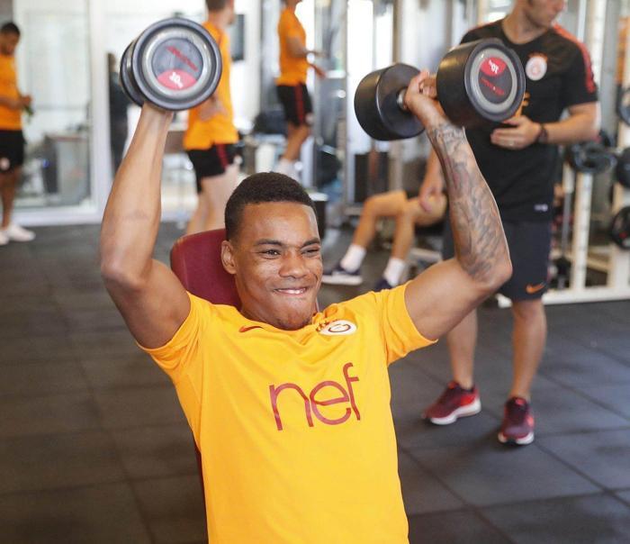 Galatasaray salonda çalıştı, güç depoladı