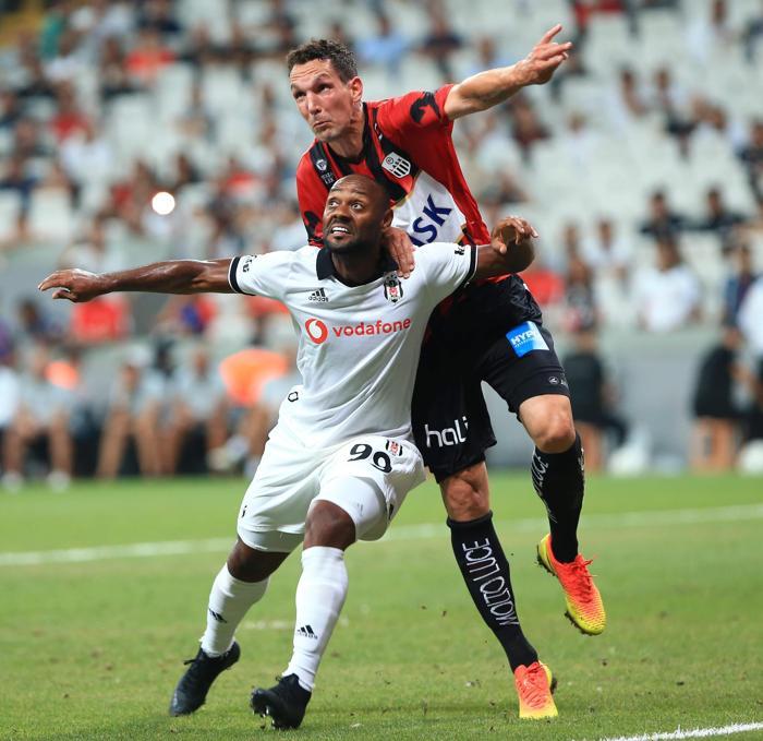 Fanatik yazarlarının Beşiktaş - LASK Linz maçı yorumları