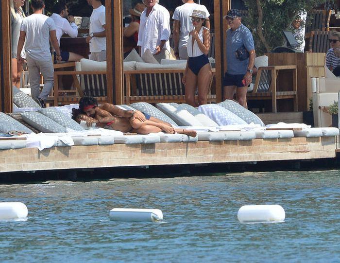Tuba Büyüküstün ile Umut Evirgen, Bodruma gitmeyecek
