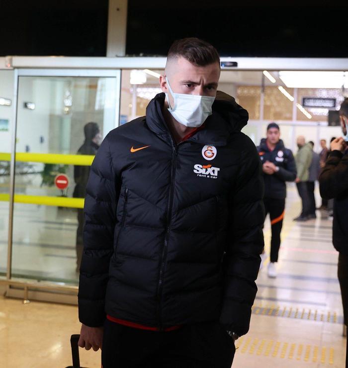 Galatasarayın Konyaspor muhtemel 11i Domenec Torrent kararını verdi...