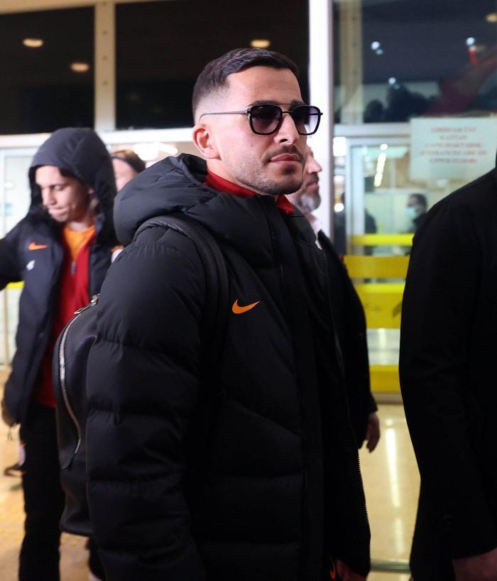 Galatasarayın Konyaspor muhtemel 11i Domenec Torrent kararını verdi...