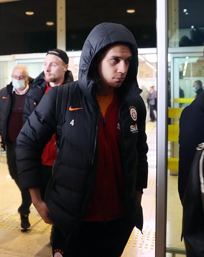 Galatasarayın Konyaspor muhtemel 11i Domenec Torrent kararını verdi...