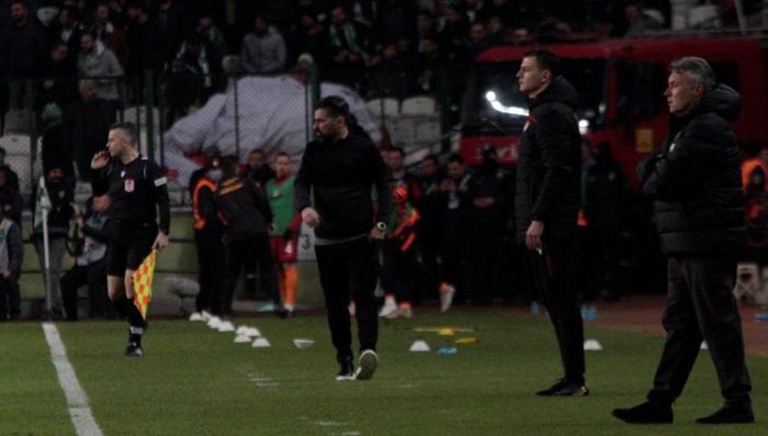 Fanatik yazarları Konyaspor - Galatasaray maçını kaleme aldı