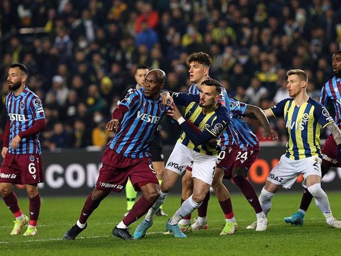 Fenerbahçe - Trabzonspor maçını Fanatik yazarları değerlendirdi