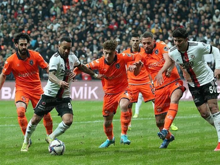 Beşiktaş - Başakşehir maçını Fanatik yazarları değerlendirdi