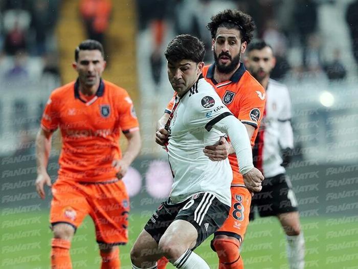 Beşiktaş - Başakşehir maçını Fanatik yazarları değerlendirdi