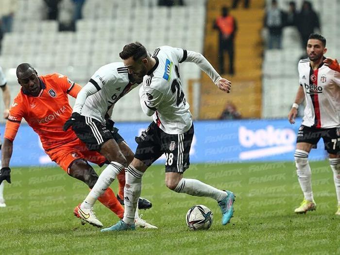 Beşiktaş - Başakşehir maçını Fanatik yazarları değerlendirdi