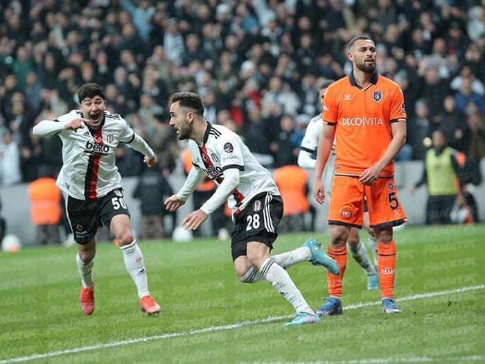 Beşiktaş - Başakşehir maçını Fanatik yazarları değerlendirdi