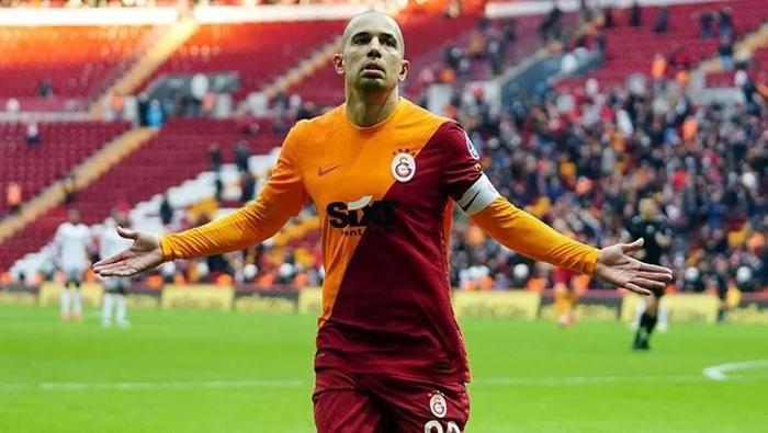 Galatasarayda bir devrin sonu Feghoulinin yeni adresi belli oluyor