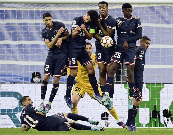 Şampiyonlar Liginin dev maçında Benzama ile Vinicius şov yaptı, Messi, Mbappe, Neymar yıkıldı