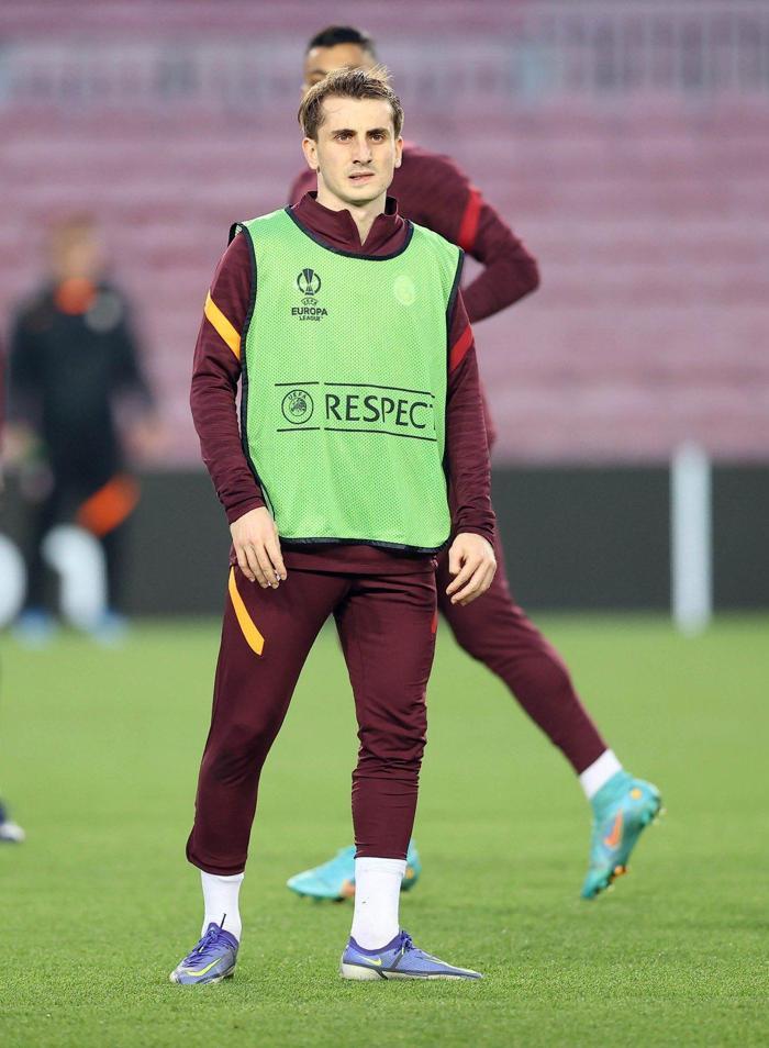 Galatasarayda Torrent kararını verdi Barcelona maçı muhtemel 11i...