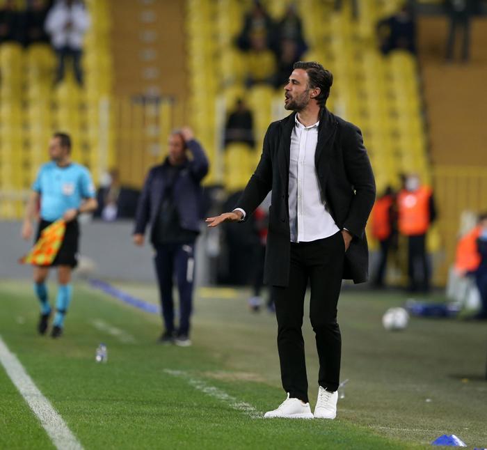 Süper Ligde birden fazla yabancı dil bilen yerli hocalar İlk sıradaki isim tam 5 dil biliyor...