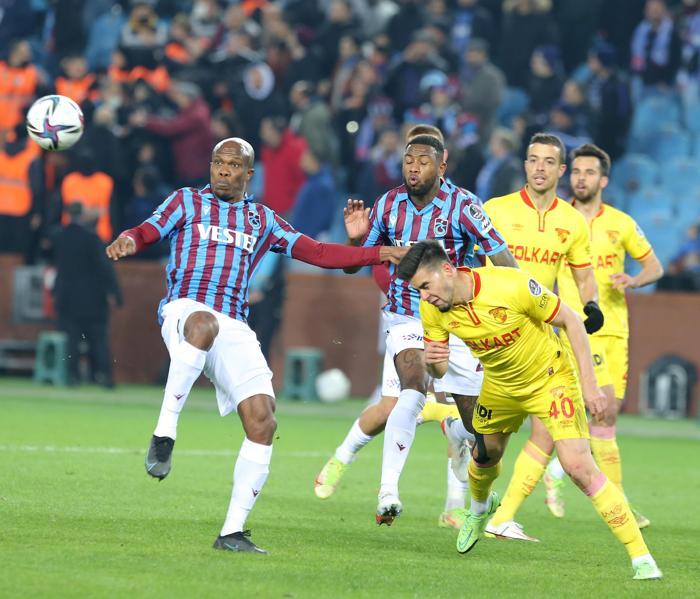 Kasketli adam gün sayıyor Trabzonspor - Göztepe maçını Fanatik yazarları değerlendirdi