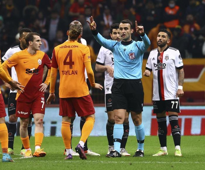 Fanatik yazarları Galatasaray - Beşiktaş derbisini kaleme aldı