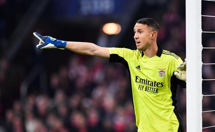 Ajax, Beşiktaşın grubundan namağlup lider çıktı, Son 16da elendi Benfica çeyrek finalde...