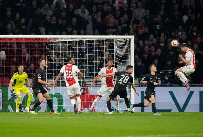 Ajax, Beşiktaşın grubundan namağlup lider çıktı, Son 16da elendi Benfica çeyrek finalde...