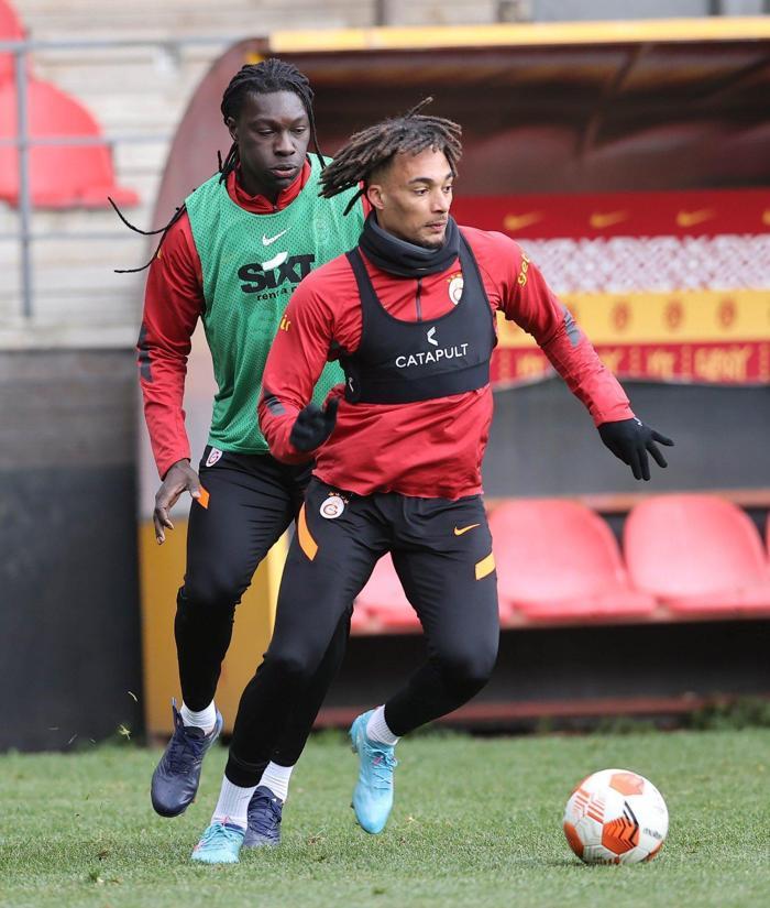 Son dakika Galatasarayın Barcelona 11i... Torrent kararını verdi