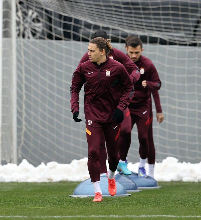 Son dakika Galatasarayın Barcelona 11i... Torrent kararını verdi
