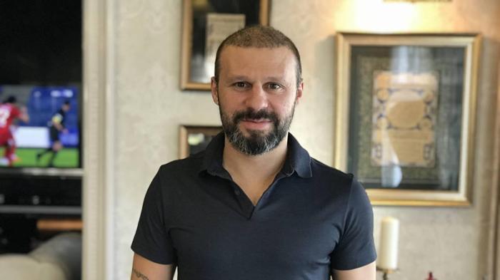 İşte ünlülerin Galatasaray - Barcelona maçı tahminleri