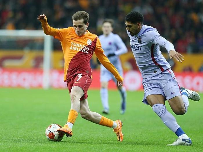 Galatasaray Barcelonaya kaybetti Fanatik yazarları bu maçı değerlendirdi