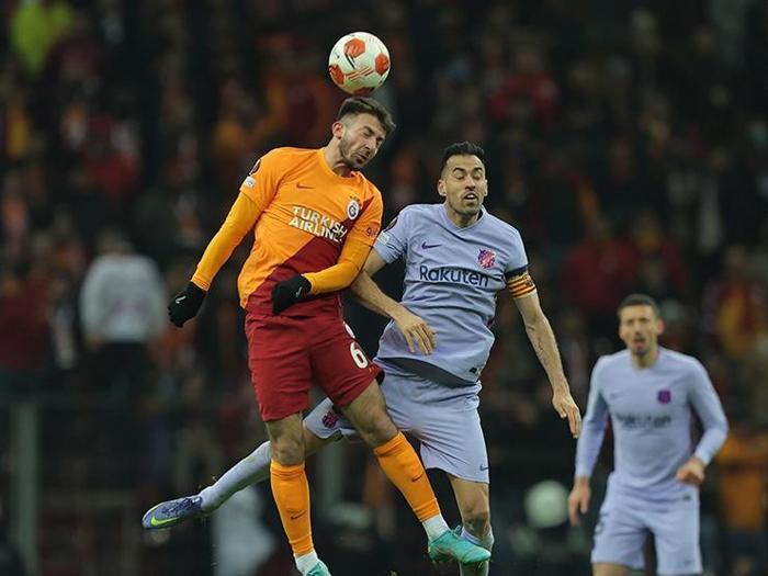Galatasaray Barcelonaya kaybetti Fanatik yazarları bu maçı değerlendirdi