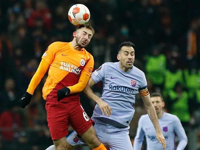 Galatasaray Barcelonaya kaybetti Fanatik yazarları bu maçı değerlendirdi