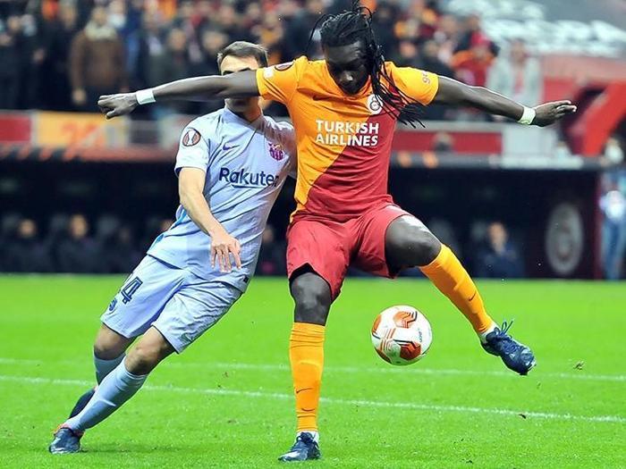 Galatasaray Barcelonaya kaybetti Fanatik yazarları bu maçı değerlendirdi