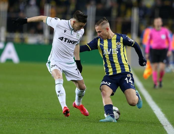 Kim tutar Fenerbahçeyi Fenerbahçe - Konyaspor maçını Fanatik yazarları değerlendirdi