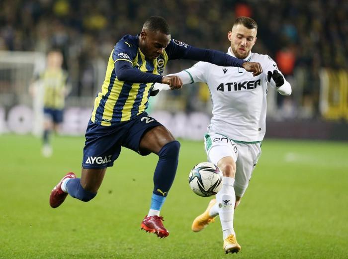 Kim tutar Fenerbahçeyi Fenerbahçe - Konyaspor maçını Fanatik yazarları değerlendirdi