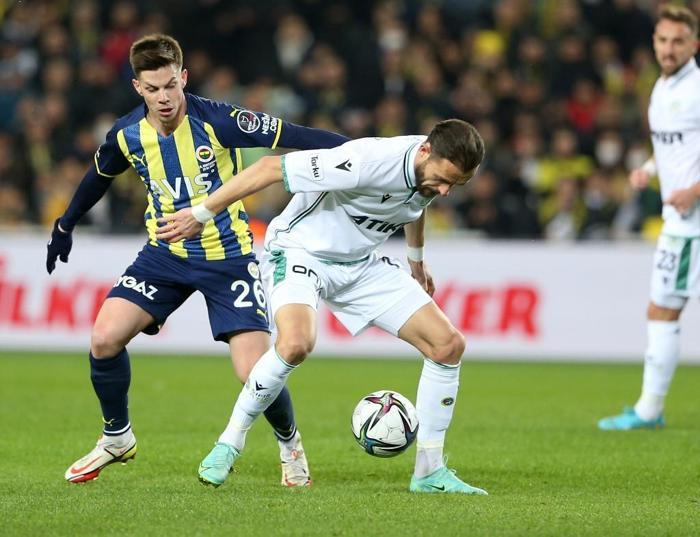 Kim tutar Fenerbahçeyi Fenerbahçe - Konyaspor maçını Fanatik yazarları değerlendirdi