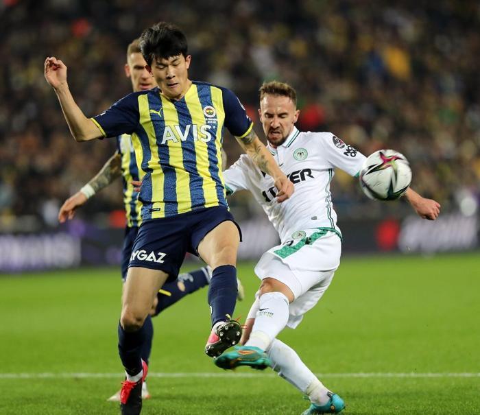 Kim tutar Fenerbahçeyi Fenerbahçe - Konyaspor maçını Fanatik yazarları değerlendirdi