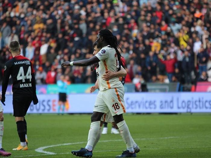 Ne yapsa fayda etmeyecek Gaziantep FK - Galatasaray maçını Fanatik yazarları değerlendirdi