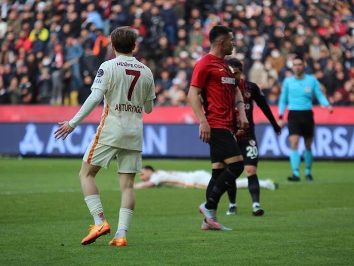 Ne yapsa fayda etmeyecek Gaziantep FK - Galatasaray maçını Fanatik yazarları değerlendirdi