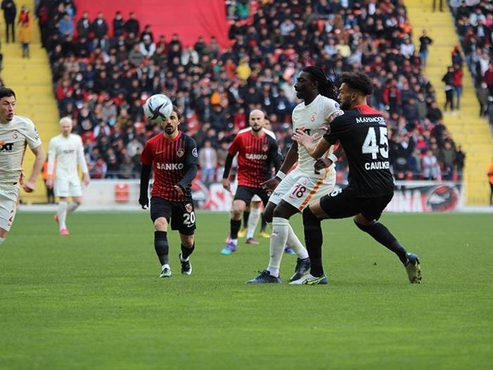Ne yapsa fayda etmeyecek Gaziantep FK - Galatasaray maçını Fanatik yazarları değerlendirdi