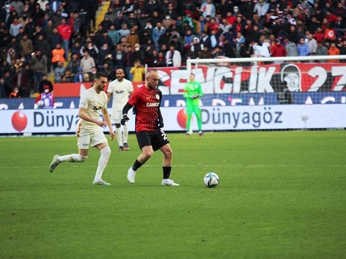 Ne yapsa fayda etmeyecek Gaziantep FK - Galatasaray maçını Fanatik yazarları değerlendirdi