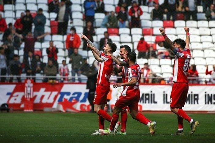 Son dakika Galatasaray transfer haberi Cim Bom Kerem Aktürkoğlunun alternatifini buldu: Doğukan Sinik
