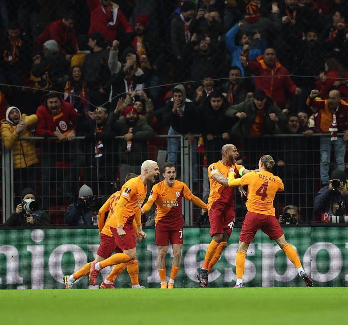 Son dakika Newcastle United, Galatasaraydan Victor Nelsson için harekete geçti