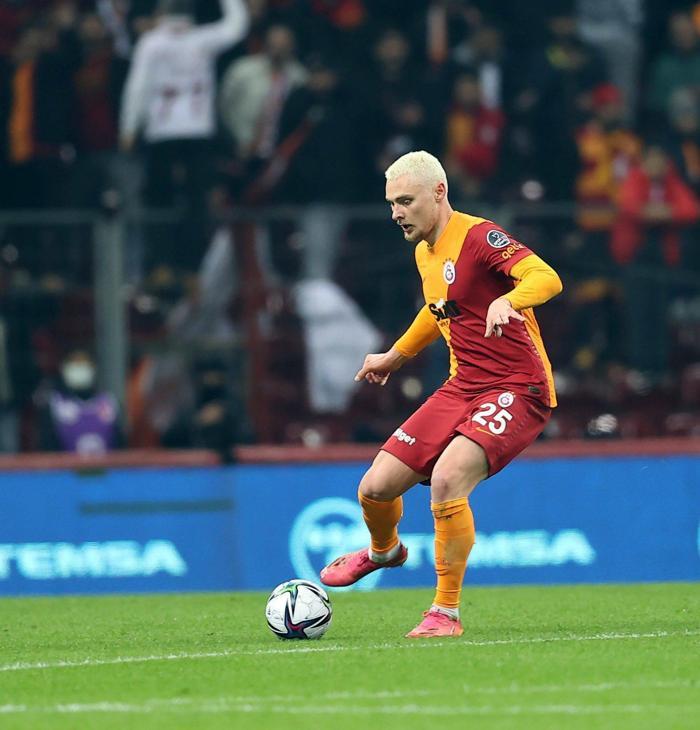 Son dakika Newcastle United, Galatasaraydan Victor Nelsson için harekete geçti