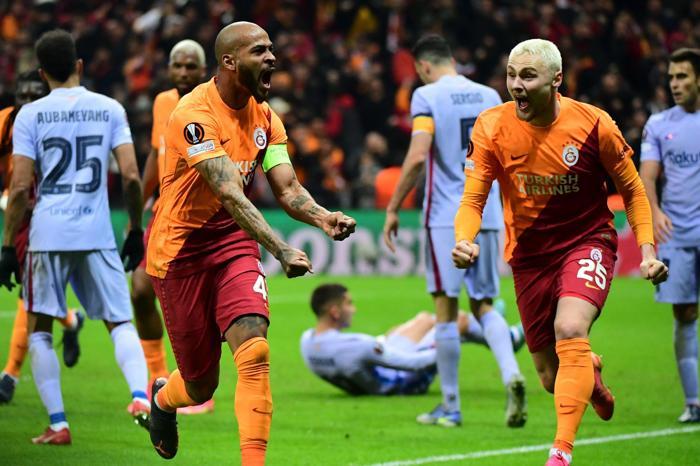 Son dakika Newcastle United, Galatasaraydan Victor Nelsson için harekete geçti