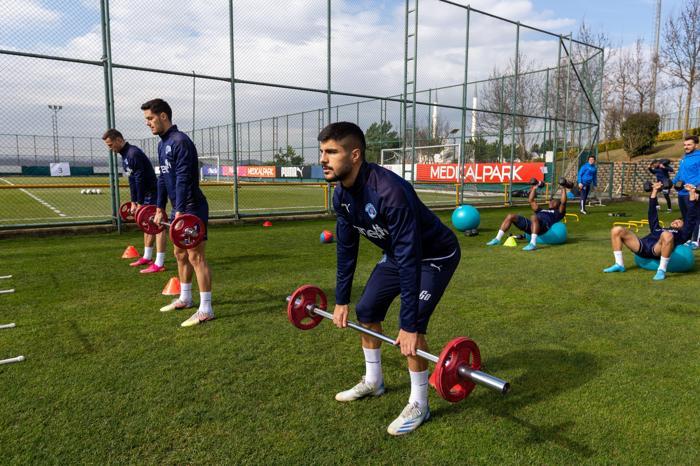 Transferin gözdesi Kasımpaşadan Eren Elmalı Flaş gerçek ortaya çıktı