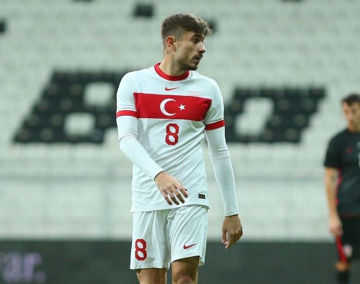 Son dakika haberi A Milli Takımın İtalya maçı ilk 11i...