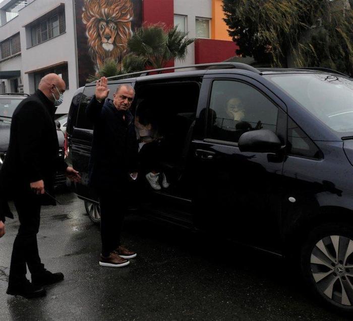 Son dakika Galatasaray haberi Domenec Torrentin sözleşmesindeki gerçek ortaya çıktı