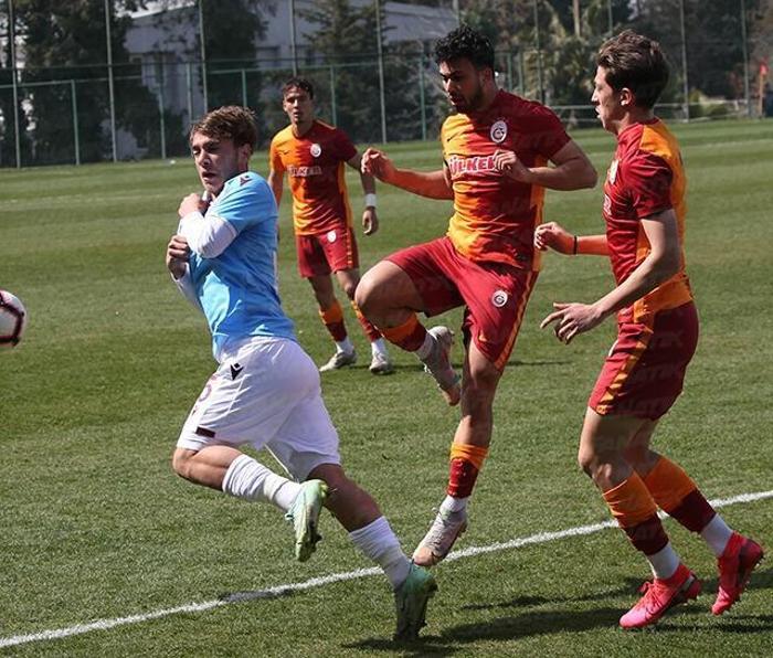 Domenec Torrent Galatasaray - Trabzonspor U19 maçını izledi