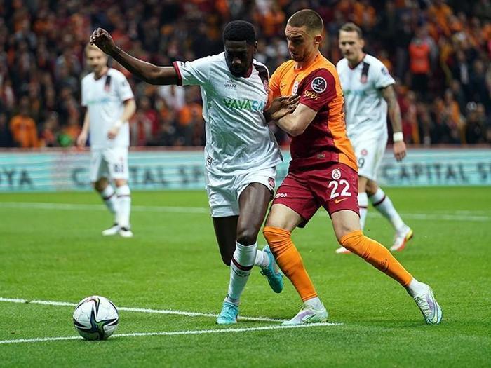 Nefes aldırmadılar Fanatik yazarları Galatasaray - Karagümrük maçını değerlendirdi