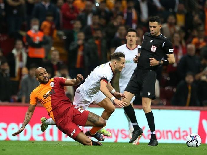 Nefes aldırmadılar Fanatik yazarları Galatasaray - Karagümrük maçını değerlendirdi