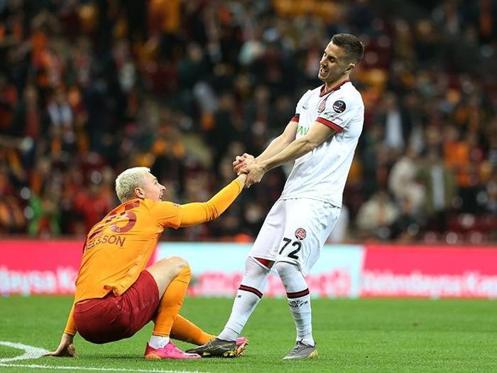 Nefes aldırmadılar Fanatik yazarları Galatasaray - Karagümrük maçını değerlendirdi