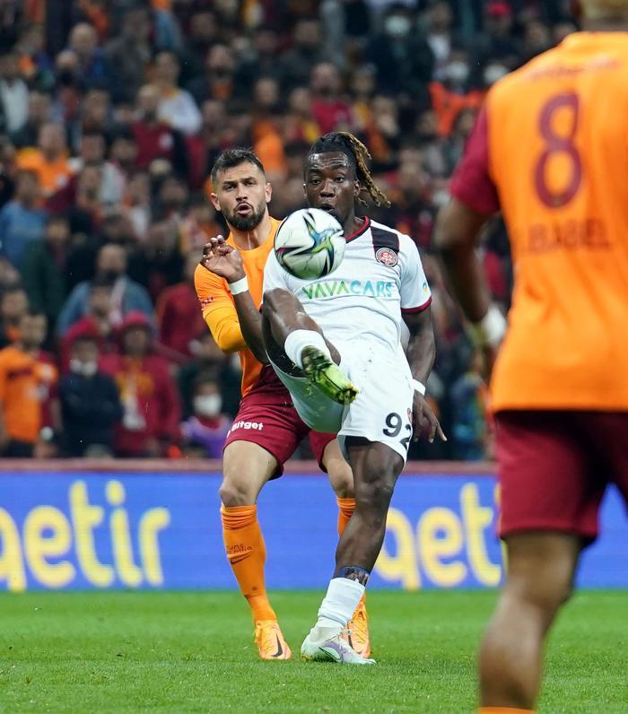 Nefes aldırmadılar Fanatik yazarları Galatasaray - Karagümrük maçını değerlendirdi