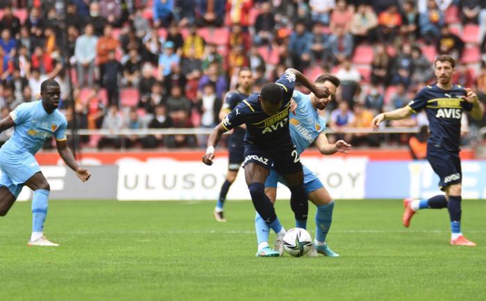 Avrupa yolu açıldı Fanatik yazarları Kayserispor - Fenerbahçe maçını değerlendirdi